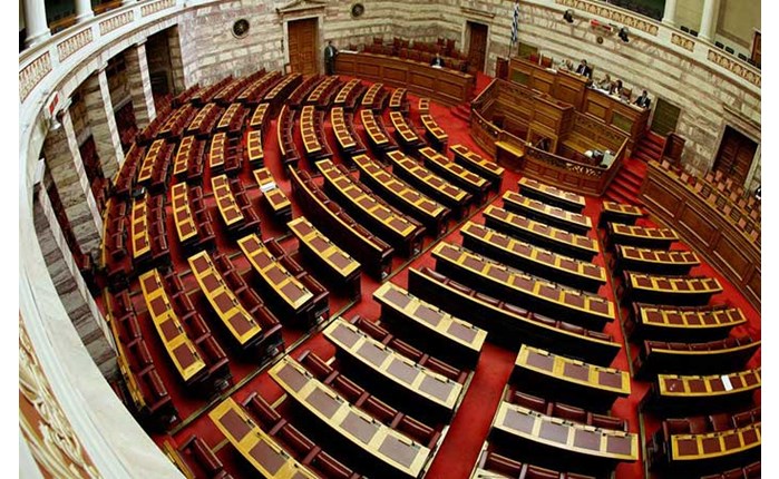 Τράπεζες: Υπερψηφίστηκε ο νόμος για τη διαφάνεια στις διαφημιστικές δαπάνες