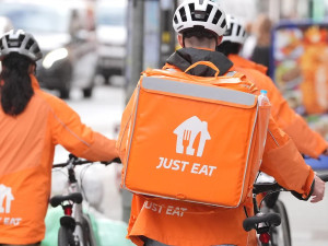 Just Eat: Στην EssenceMediacom τα media στην περιφέρεια ΕΜΕΑ