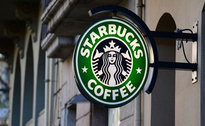 Starbucks: Στην Iris η διαφήμιση στην ΕΜΕΑ