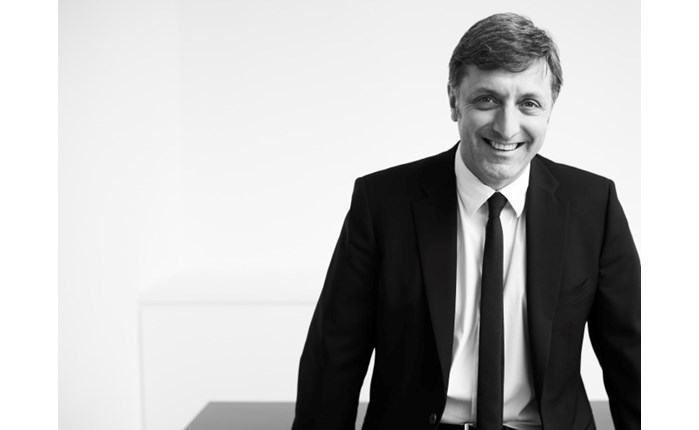 Dentsu Aegis: Aποχωρεί  ο CEO Jerry Buhlmann