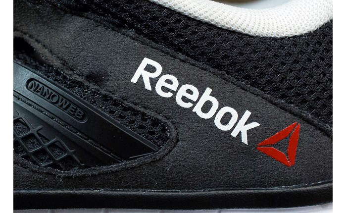 Η Reebok επέλεξε την Outstand