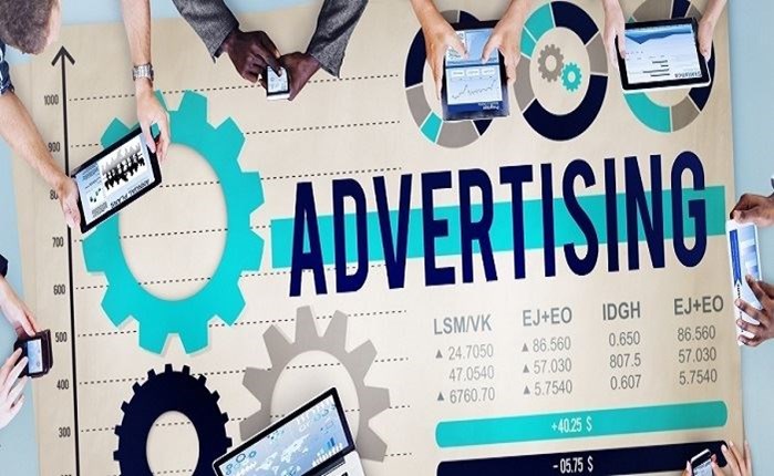 Για πρώτη φορά μεγαλύτερη η διαφημιστική δαπάνη στο διαδίκτυο