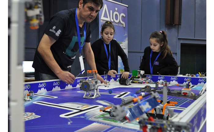 ΔΙΟΣ και First Lego League Greece «μπαίνουν σε τροχιά»