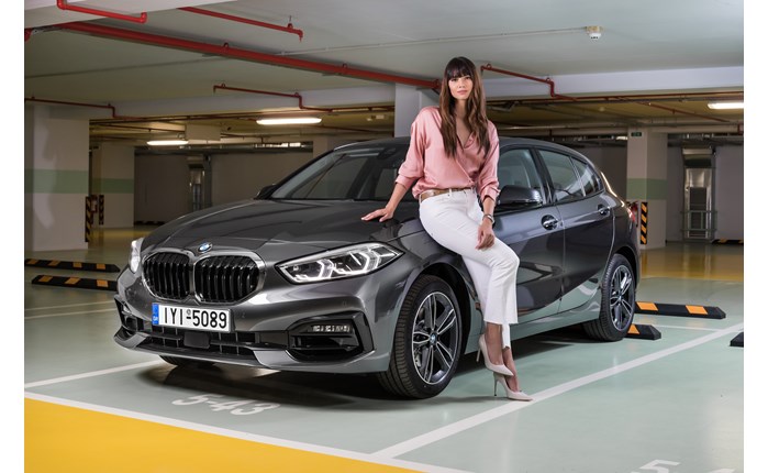 Η Ηλιάνα Παπαγεωργίου πρόσωπο της καμπάνιας για τη νέα BMW Σειρά 1