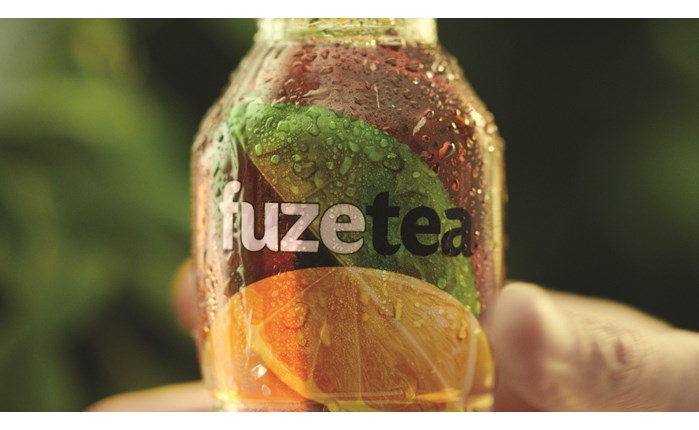 «Refuze to Choose» καμπάνια από το Spotify για το Fuzetea 
