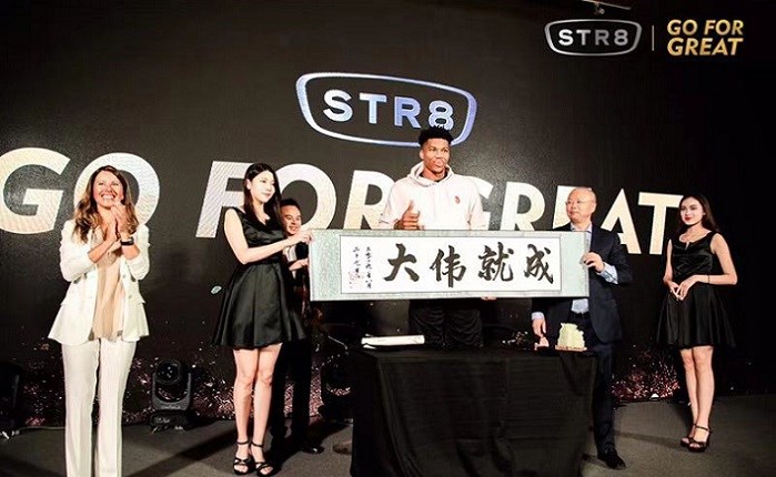 STR8: Επίσημο λανσάρισμα στην Ασία