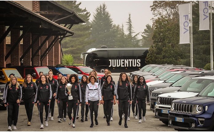 Οι αμαζόνες της Juventus ανακαλύπτουν την Jeep