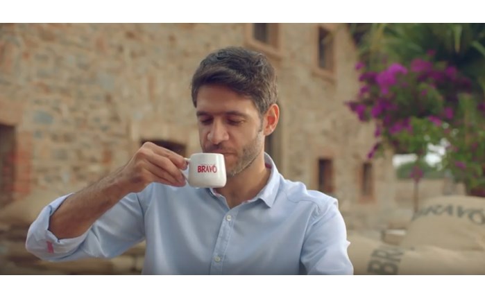 Wunderman Thompson: Καμπάνια για τη JDE και τον νέο Bravo Πολίτικο