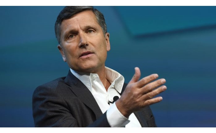 NBCUniversal: Συνταξιοδοτείται ο CEO Steve Burke