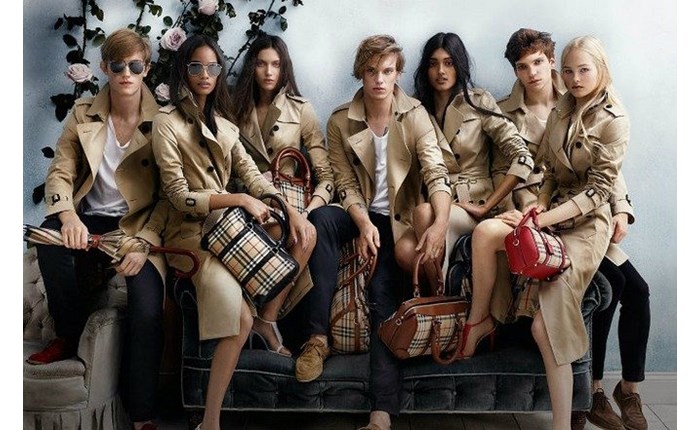 Burberry: «Τρέχει» ξανά το spec που είχε «παγώσει» 