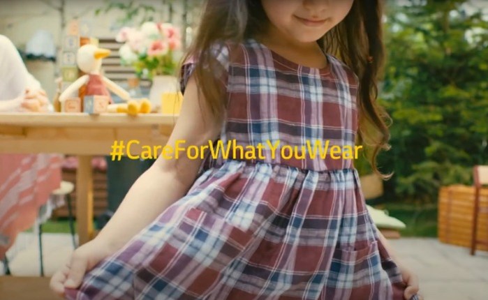 LG #CareForWhatYouWear: 100 εκατομμύρια προβολές παγκοσμίως