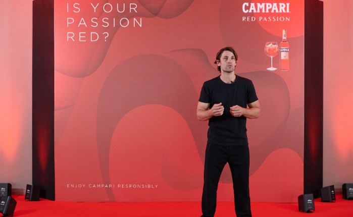 Campari: Oι πρωταγωνιστές της καμπάνιας μοιράστηκαν το δημιουργικό πάθος τους σε 6 Masterclass