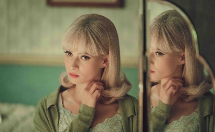 Οι νέες σειρές «Deceit» και «Ridley Road» έρχονται το Novacinema4