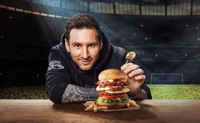 Hard Rock Cafe: Παρουσιάζει το Messi Burger