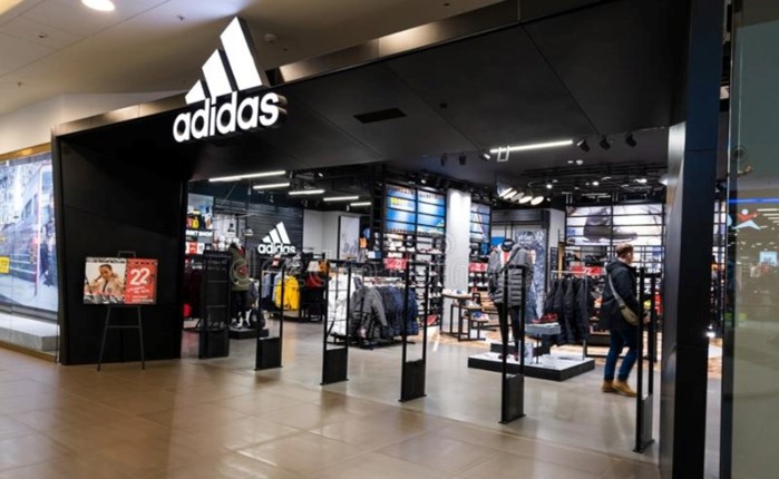 Adidas: Προσωρινό "λουκέτο" στα καταστήματα στην Ρωσία 