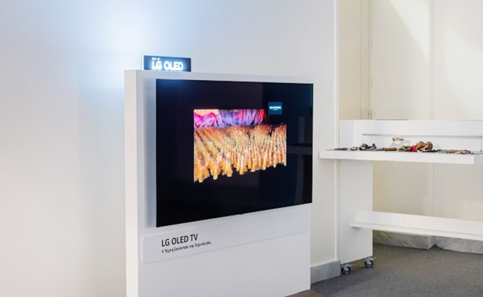 LG OLED TV: Χορηγός τεχνολογίας της έκθεσης "Non-Returns" του Σωτήρη Δανέζη