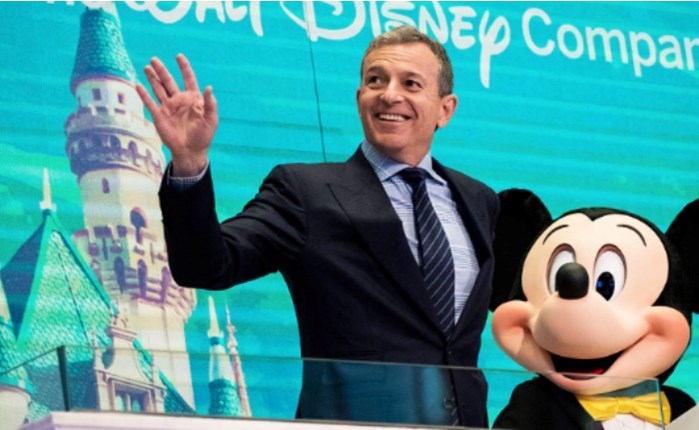 Disney: Επιστρέφει ο Bob Iger στην θέση του CEO