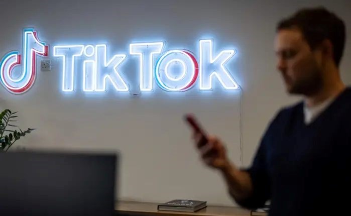 TikTok: Χιλιάδες εργαζόμενοι επιφορτισμένοι με τη διαχείριση του περιεχομένου