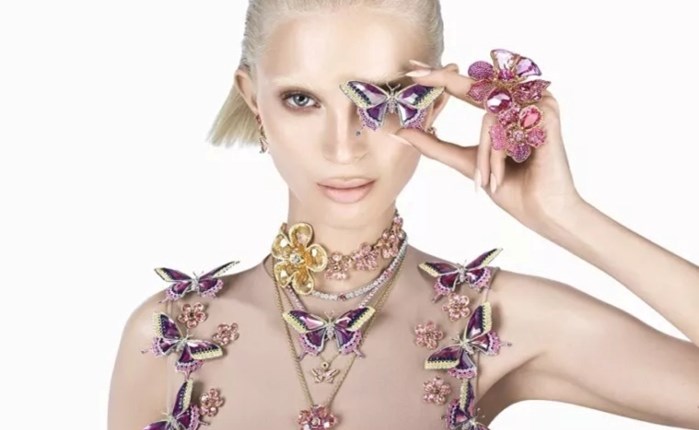 H Swarovski παρουσιάζει την καμπάνια "Metamorphosis" του Steven Meisel