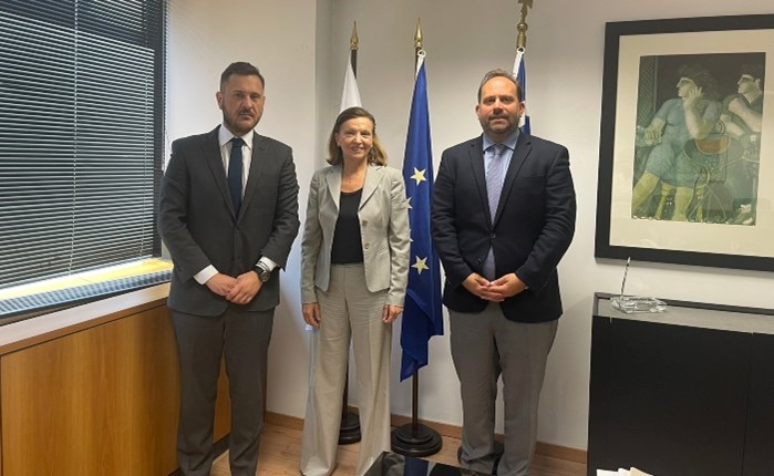 Στον ΟΒΙ η υπουργός Ανάπτυξης και Επενδύσεων