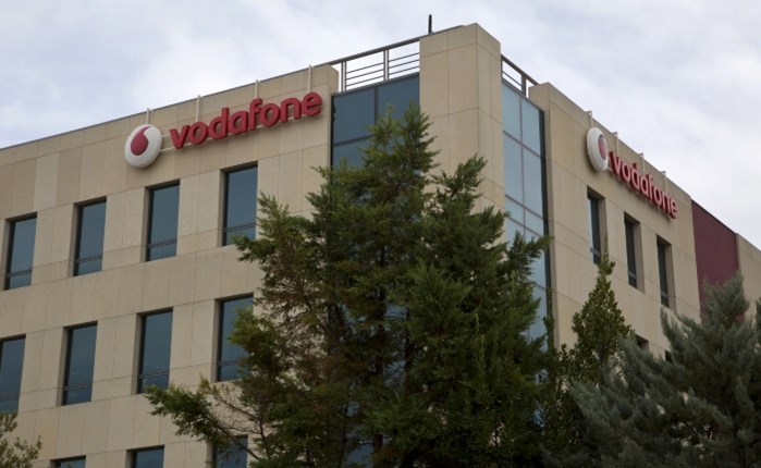 Η Vodafone Ελλάς στην Τhe Newtons Laboratory 