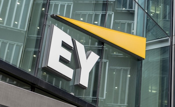 EY: Η αύξηση του κόστους ζωής παγκοσμίως, απομακρύνει τους καταναλωτές από τα brands 