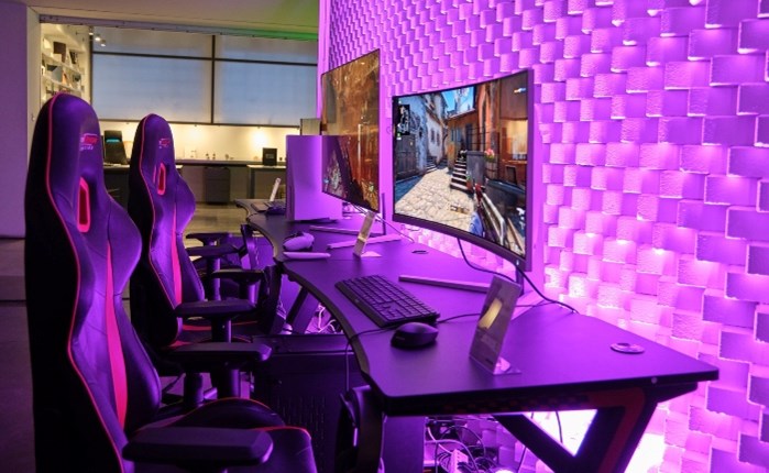 H Evnia της Philips Monitors σε ένα event στην Αθήνα 