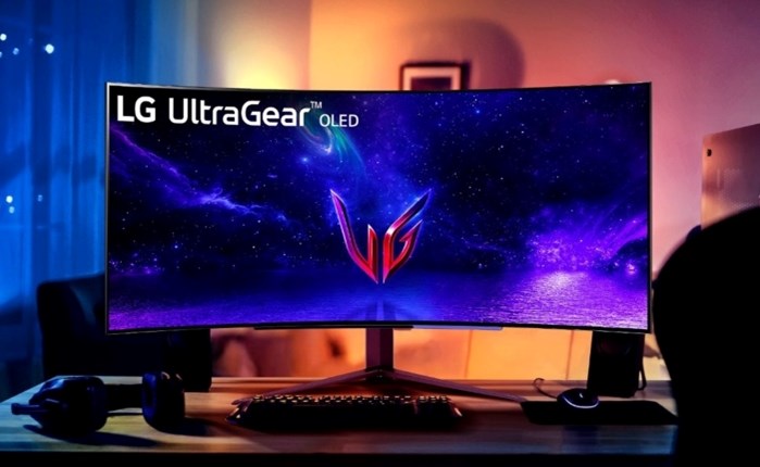 Δημοφιλείς YouTubers εξερευνούν τις εντυπωσιακές LG UltraGear OLED οθόνες