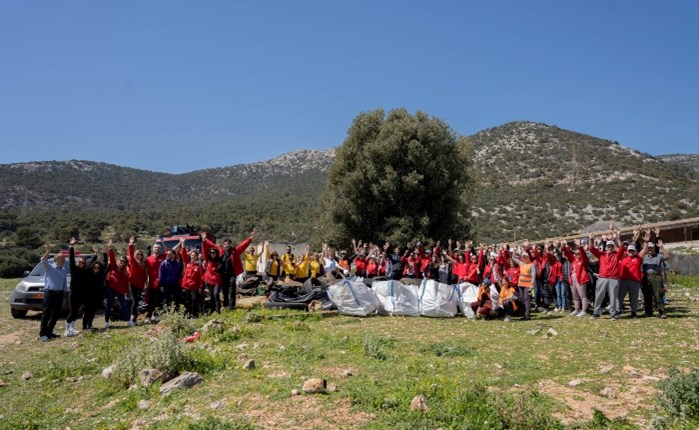 Henkel και Dixan «καθαρίζουν σε βάθος» για 5η συνεχόμενη χρονιά