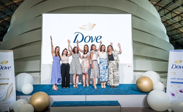 Dove Advanced Care: Λανσάρισμα για τη νέα σειρά αφρόλουτρων