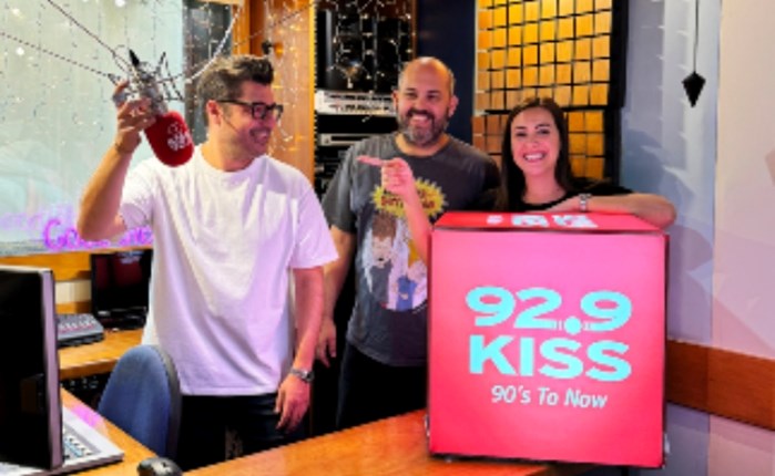 92.9 Kiss: Ξεκινάει ανανεωμένο στις 9/9 το Breakfast Show