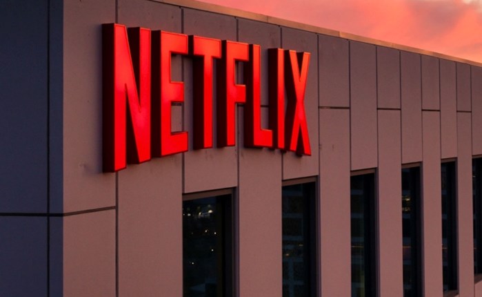 Netflix: Έφοδος Αρχών στα γραφεία του