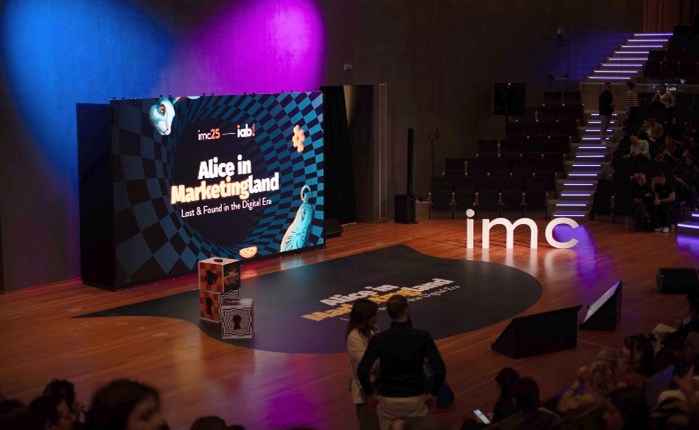 IMC25: Ένα εμπνευστικό ταξίδι στη Χώρα του Marketing από τον IAB Hellas
