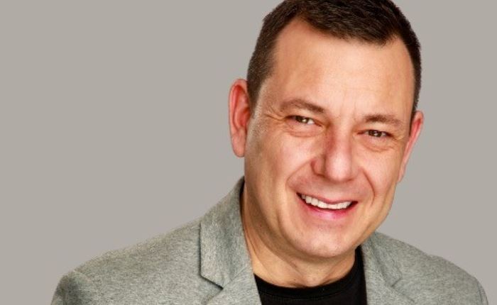 UM: CEO ο Τριαντάφυλλος Μαντάνης