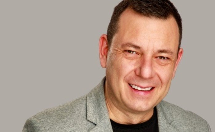UM: CEO ο Τριαντάφυλλος Μαντάνης