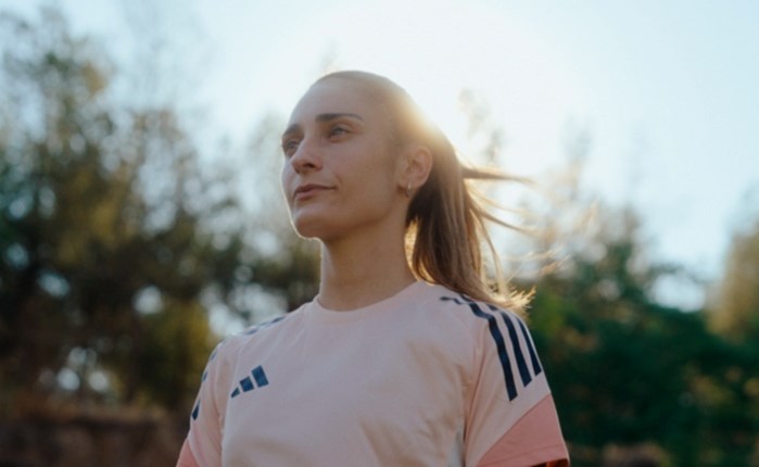 Intersport x adidas: Συνεργασία με καμπάνια αφιερωμένη στο γυναικείο ποδόσφαιρο