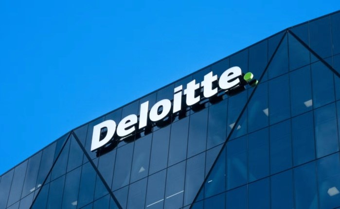 Έκθεση Deloitte: Οι επιχειρήσεις αυξάνουν τις βιώσιμες επενδύσεις