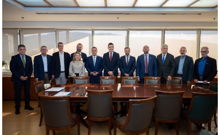 Coca-Cola 3E: Δωρεά ύψους 1 εκατ. ευρώ για αποκατάσταση πυρόπληκτων περιοχών στην Πάτρα