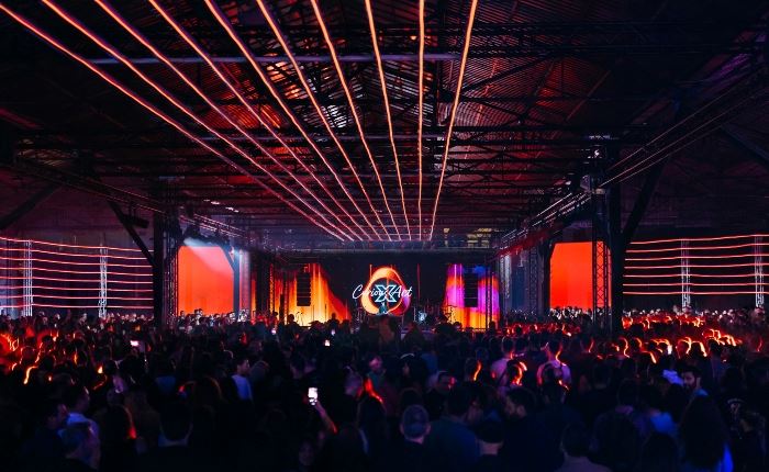 Solid Havas: Δημιούργησε το Curious X Act για το IQOS