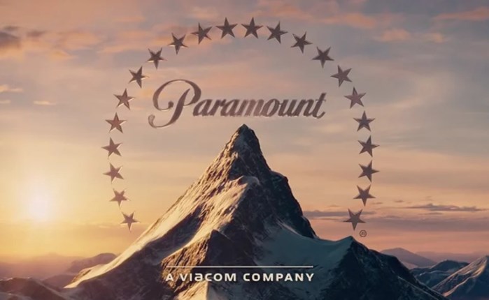 "Σφήνα" Paramount στη συμφωνία Netflix με Warner Bros