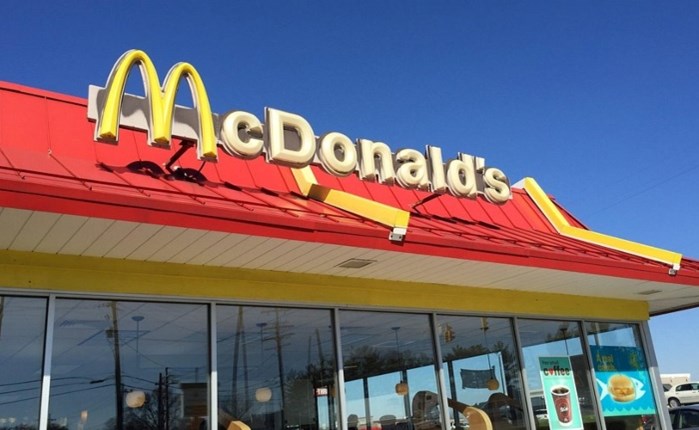 McDonald's: Ακύρωσαν χριστουγεννιάτικη AI διαφήμιση