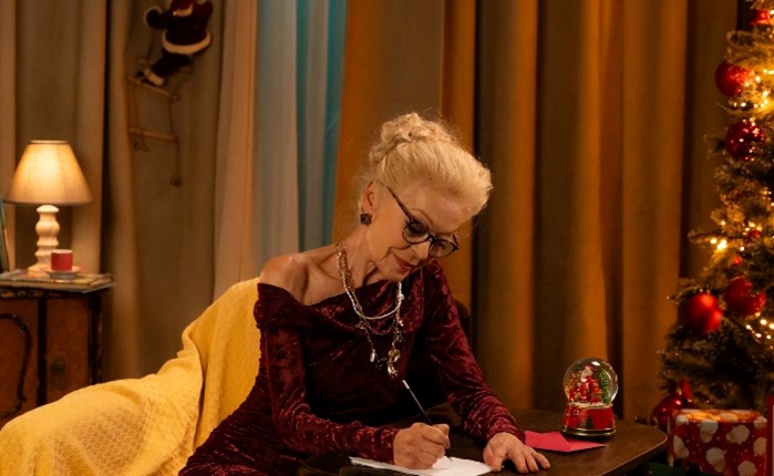 attrattivo: Χριστουγεννιάτικη ταινία με την Μαρία Αλιφέρη