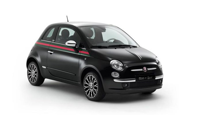 Δυο νέα Fiat 500 by Gucci