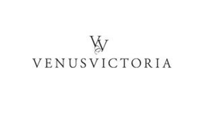 Social media συνεργασία Venus Victoria με αία* relate