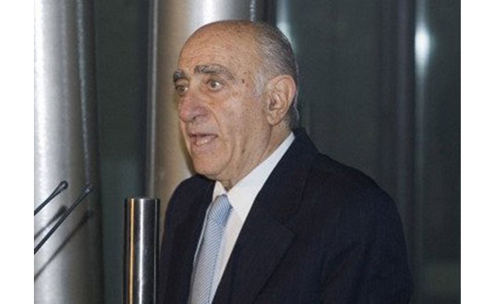 Απεβίωσε ο ιδρυτής του ΙΜΕ, Λ. Ευφραίμογλου