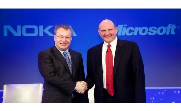 Microsoft: Εξαγοράζει τα κινητά της Nokia