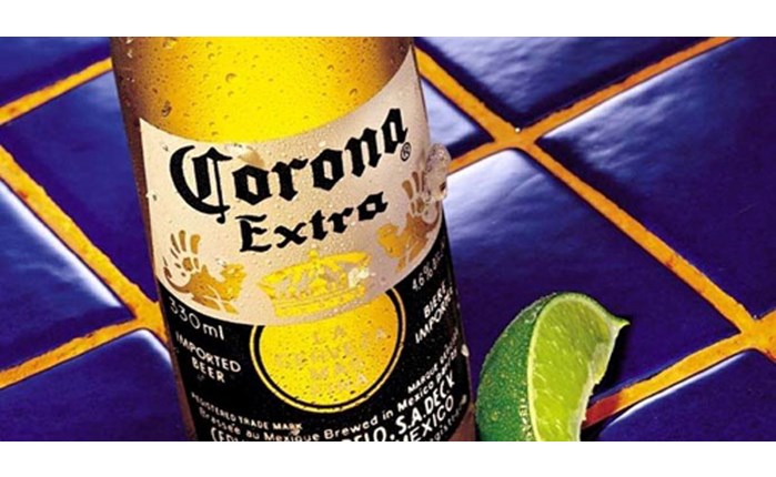 Η μπύρα Corona στη Μύθος Ζυθοποιία 