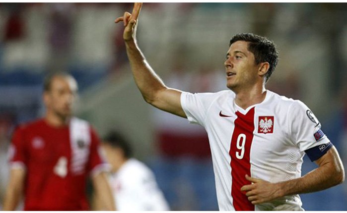 Huawei: Ambassador ο Λεβαντόφσκι