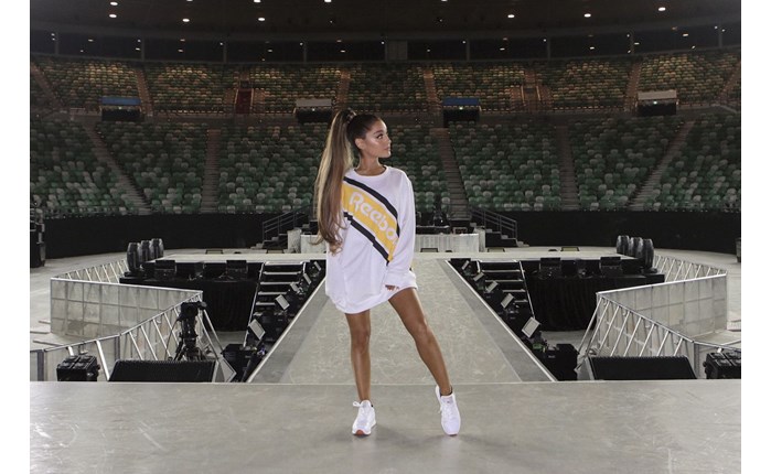 Reebok: Παγκόσμια συνεργασία με Ariana Grande